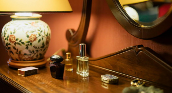 Creating Your Aroma Identity: Personal Scent Stories with Aqila Fragrances