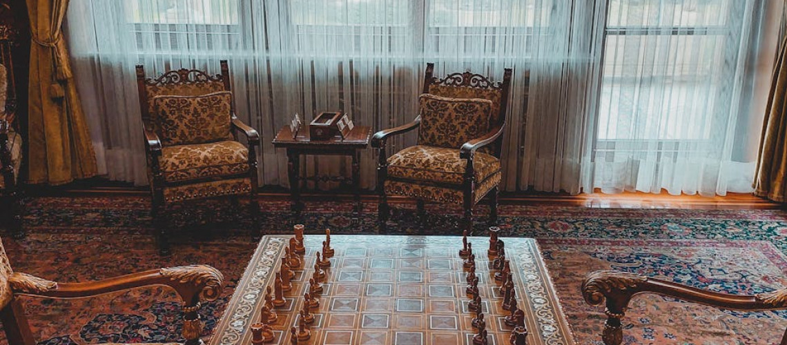 Orchestrating the Symphony of Scent: Aqila's Aromastrology Unfolds the Influence of Zodiac on Fragrance Preferences