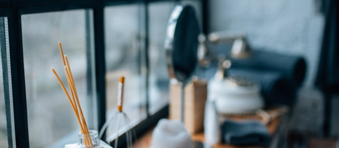 Scented Elegance: Sculpting Tranquil Spaces with Aqila Fragrances