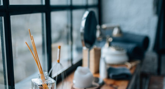 Scented Elegance: Sculpting Tranquil Spaces with Aqila Fragrances