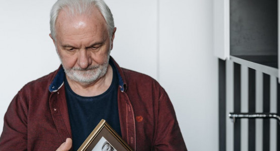 Scents of Time: Unveiling the Mystique of Memory and Aqila Fragrances