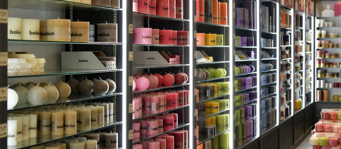 The Alchemy of Luxury: Mastering the Art of Fragrance Layering with Aqila