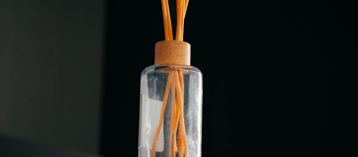 The Aqila Alchemy: Transcending Ordinary with the Power of Scent