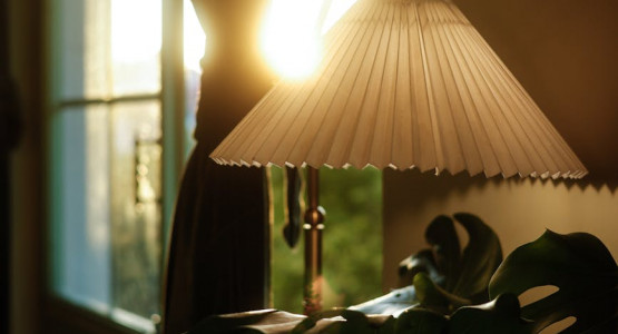 The Art of Olfactory Storytelling: Crafting Your Personal Scent Journey with Aqila Fragrances