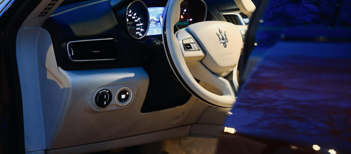 The Art of Scent Selection: A Journey into Aqila's Luxury Fragrances