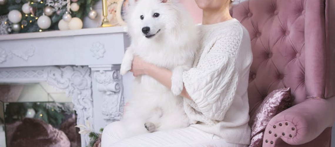 The Art of Scented Elegance: Aqila's Guide to Transcending Spaces and Moods