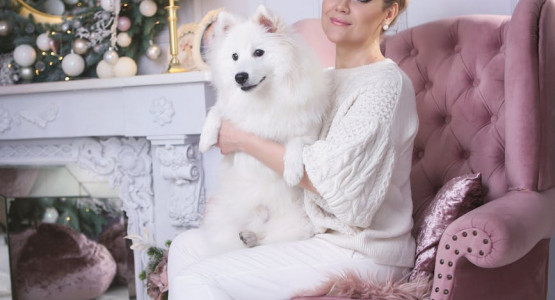 The Art of Scented Elegance: Aqila's Guide to Transcending Spaces and Moods