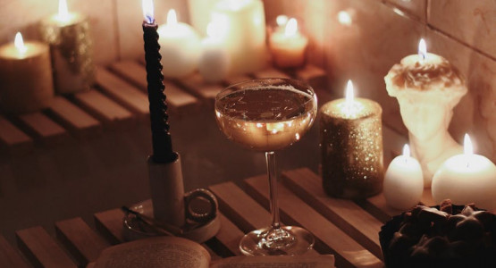 The Elixir of Elegance: Harnessing the Power of Aqila Fragrances