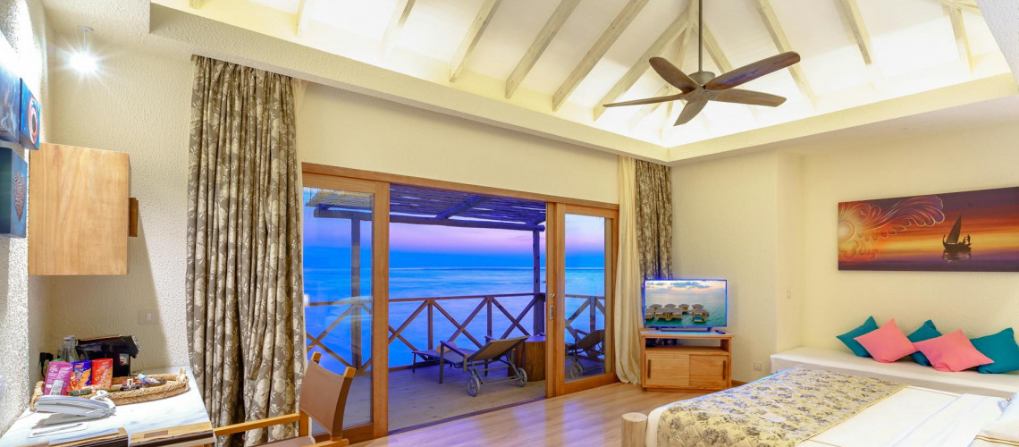 The Fragrant Symphony: Unfurling Aqila's Art of Crafting Luxurious Scented Atmospheres