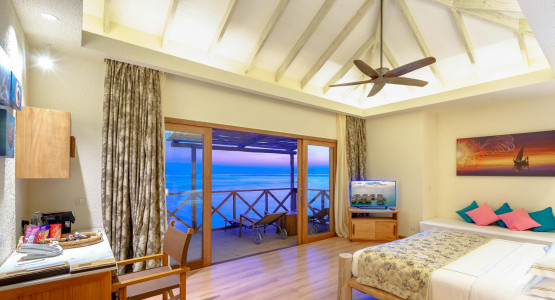 The Fragrant Symphony: Unfurling Aqila's Art of Crafting Luxurious Scented Atmospheres